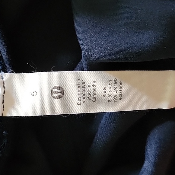 Lululemon navy blue leggings - Picture 3 of 9